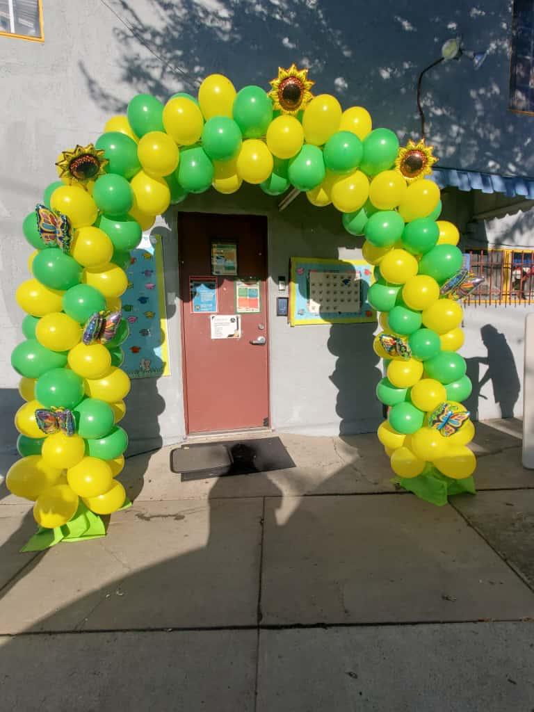 Arreglo de Globos Amarillos